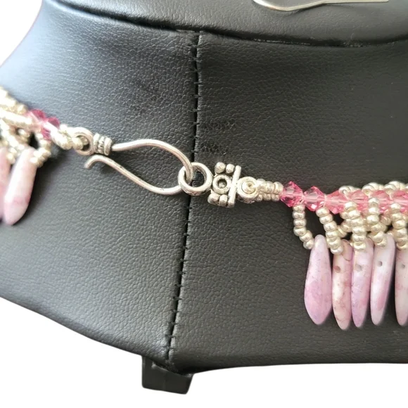 Artisan Handmade Elegant Pink & Silver Seed Bead Necklace & Earring Set - Picture 4 of 11